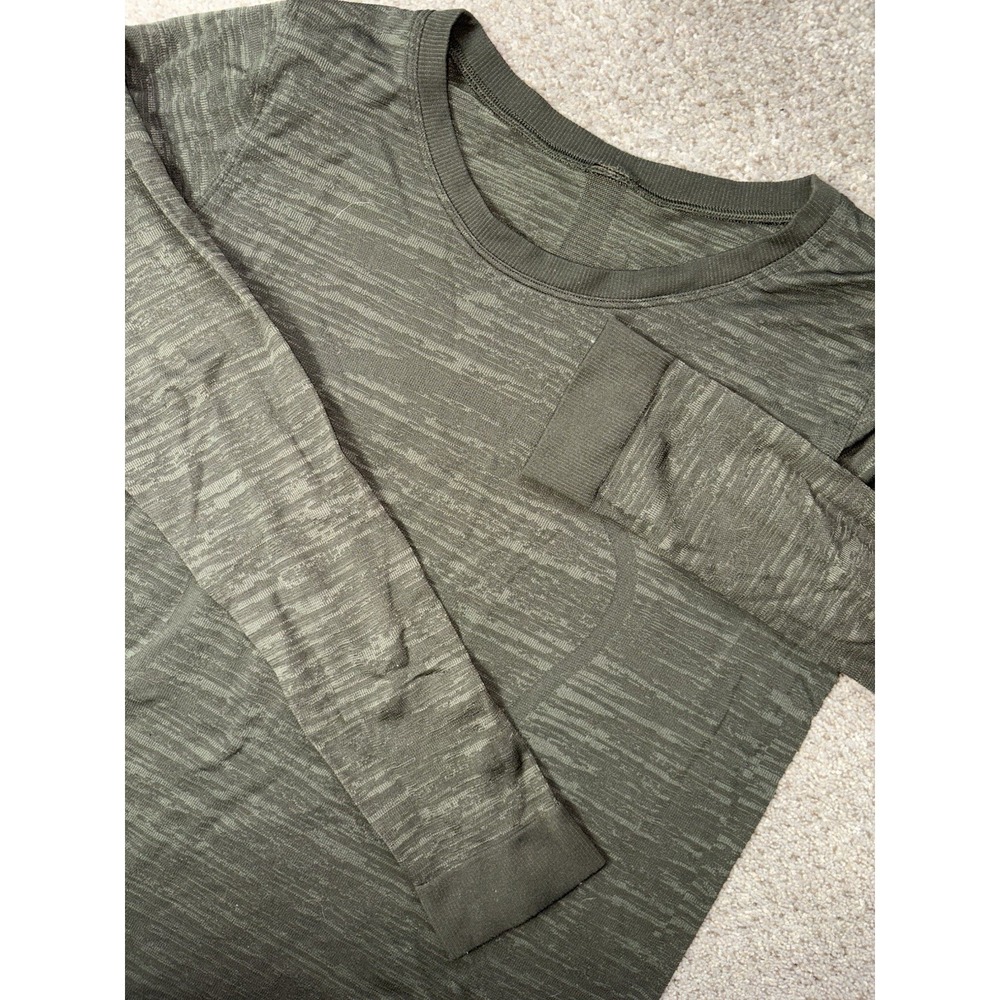 Lululemon Swiftly Relaxed Top Womens 6/8 Shirt Green Long Sleeve‎ Activewear